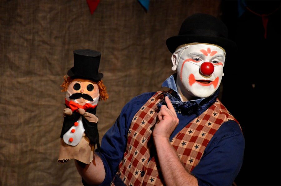 Clown and Puppet. FourClowns.org